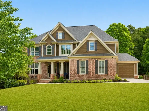 62 Applewood Ln, Acworth, GA 30101