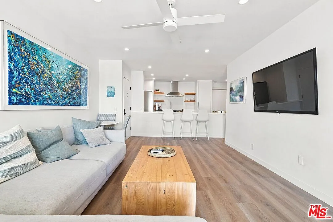 1 bed, 1.0 bath, 672 sqft, $4,500 — Photo 4