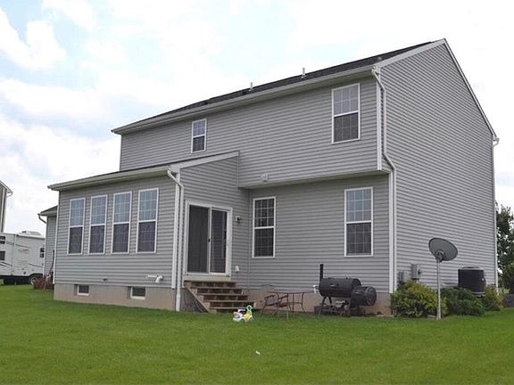3rd image of 1796 Opal Dr