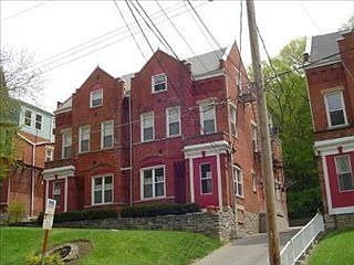 2nd image of 2104 Fulton Ave Unit B4