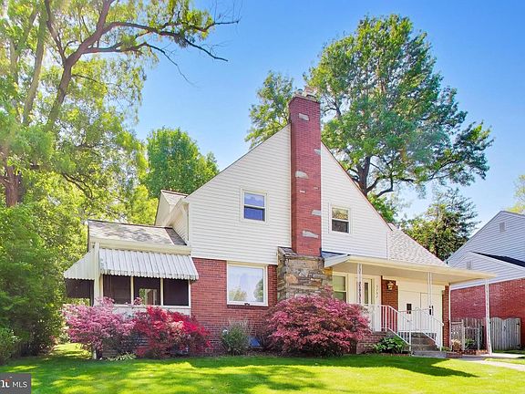3rd image of 5707 Greenleaf Rd
