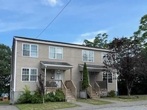 54-56 Bodwell St, Lawrence, MA 01841