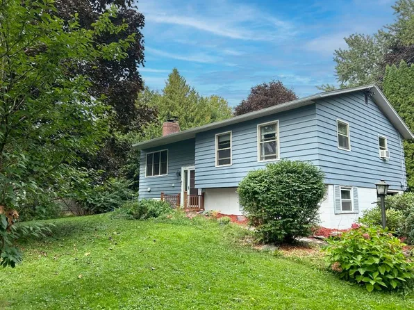 111 Hullcrest Road, Shelburne, VT 05482