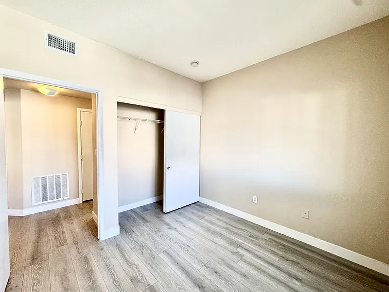 9303 Gilcrease Ave #1181 — Photo 28