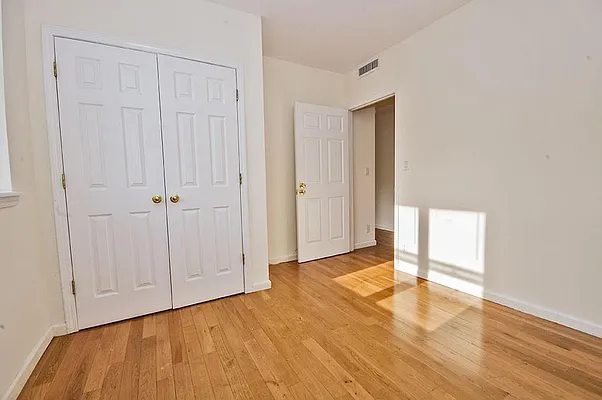 Rented by Level Group | media 15