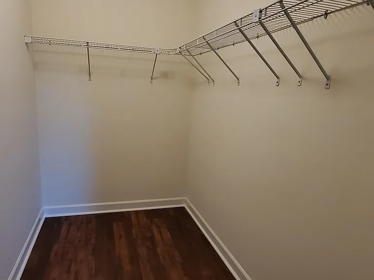 College Hill West Point Apts — Photo 4