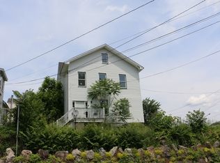 9 Sweezy Ave, Highland Falls, NY 10928