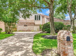 14523 Muirfield Ln, Houston, TX 77095