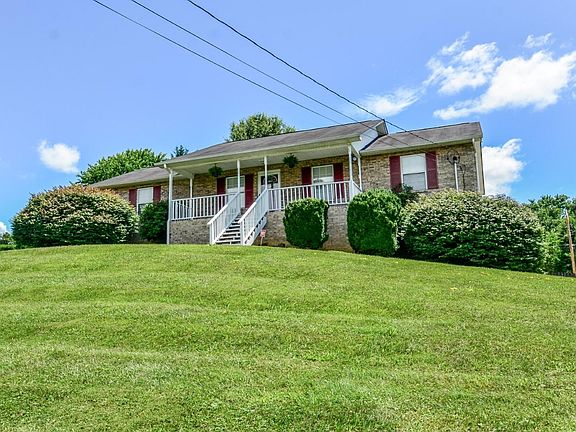 2nd image of 210 Sunny Slopes Dr