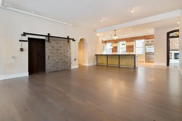 Rented by Keller Williams NYC | media 21