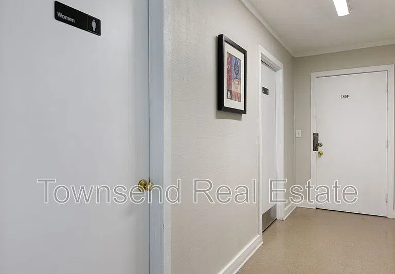 5845F Century Oaks Dr — Photo 12