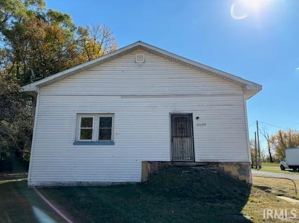 6807 N State Route 25, Rochester, IN 46975