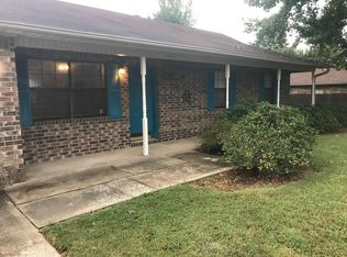 3327 N Erie Ave, Russellville, AR 72802