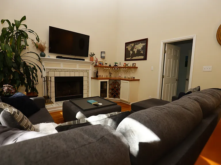 1539 Pathway Dr — Photo 10