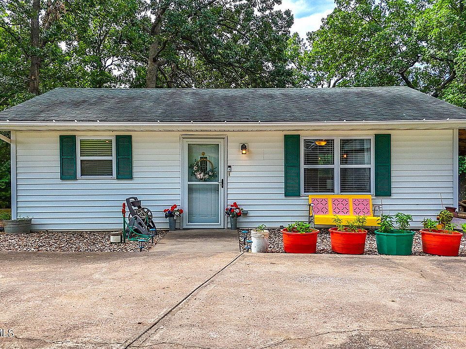 1st image of 12013 Woodard Rd