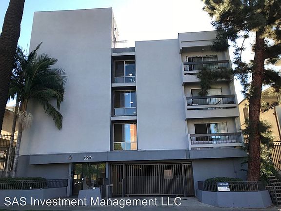 4th image of 320 S Occidental Blvd APT 109