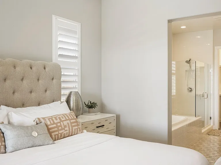 Master Suite 1