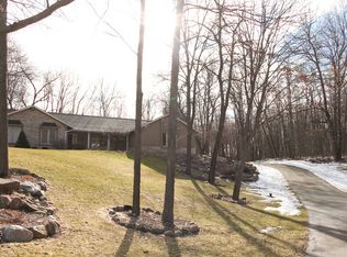 8901 Autumnglo Dr, Clarkston, MI 48348