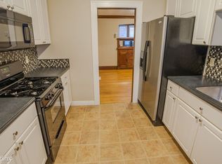 1019 Geranium Ave E, Saint Paul, MN 55106