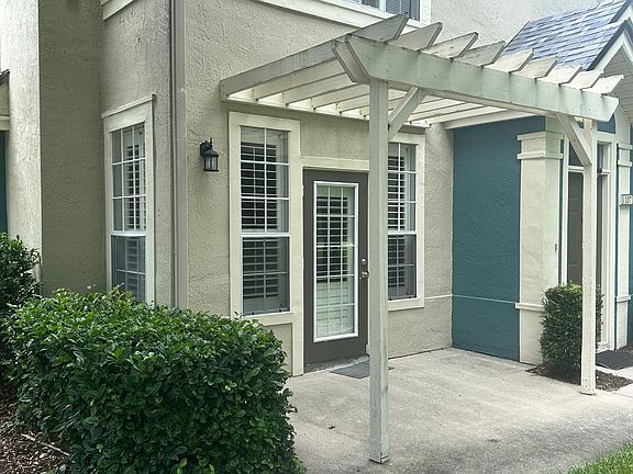 2nd image of 13700 Richmond Park Dr N APT 1102