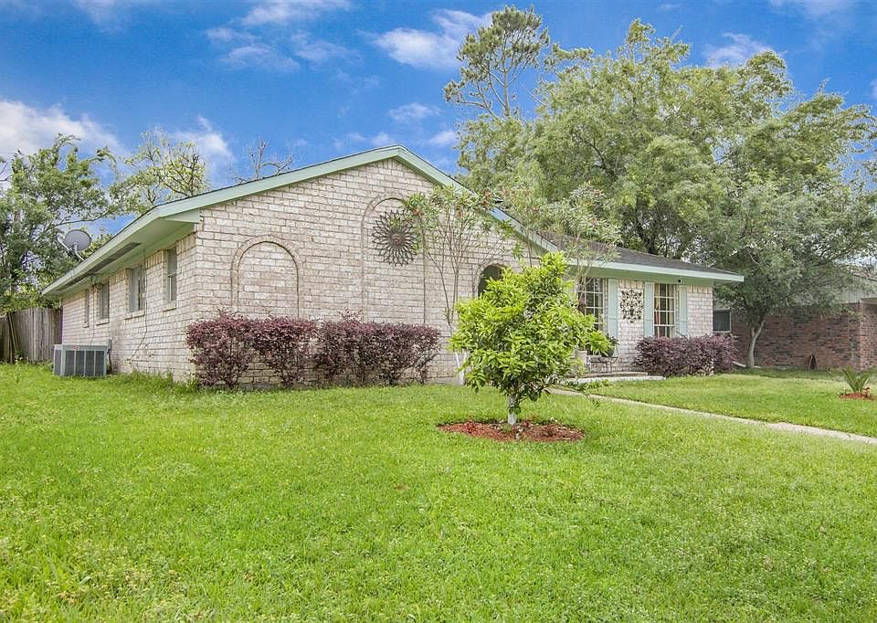 1st image of 11018 Sageberry Dr
