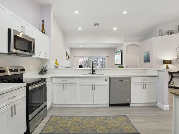6184 Floral Lakes Drive, Delray Beach, FL 33484