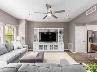 3935 E ROUGH RIDER Road #1350, Phoenix, AZ 85050