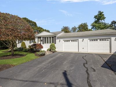 40 Quail Hollow Rd, Cranston, RI, 02920