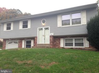 101 Brentwood Dr, Willow Grove, PA 19090