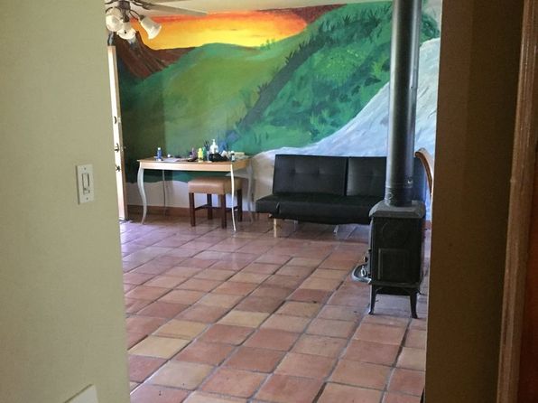 (undisclosed Address)