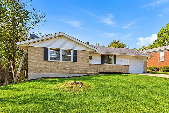 11493 Geneva Rd