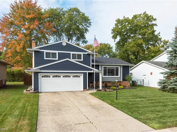 6796 Reid Dr, Parma Heights, OH 44130