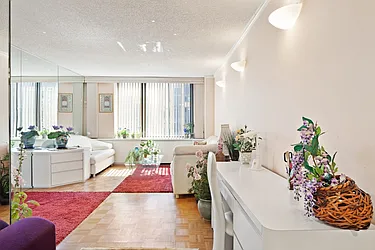 Rented by Nest Seekers International