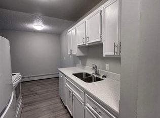 Century Plaza 12915/25 65 St in Belvedere 1, Edmonton, AB T5A 0Z8