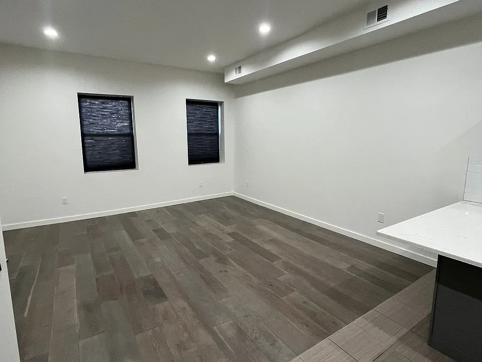 1155 Elizabeth Ave #2