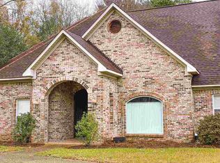 111 Concord Dr, Clinton, MS 39056