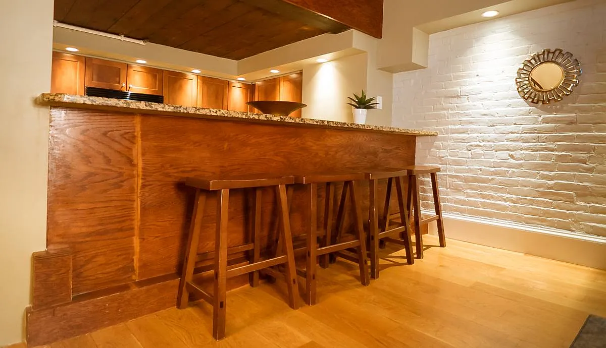 113 Beacon St in Boston, MA 02116 — Photo 4
