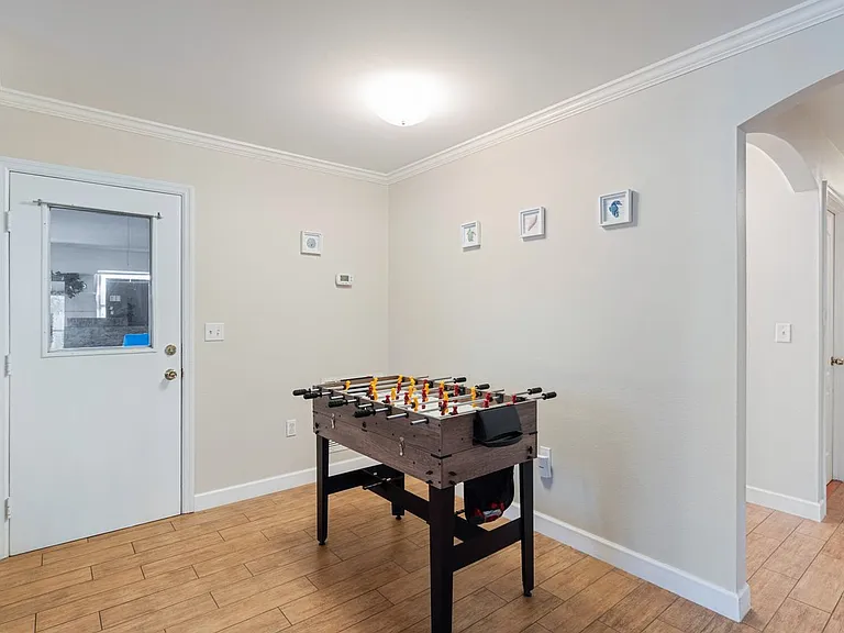 547 Morningside Rd — Photo 13
