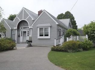 27 Kenneth Rd, Marblehead, MA 01945