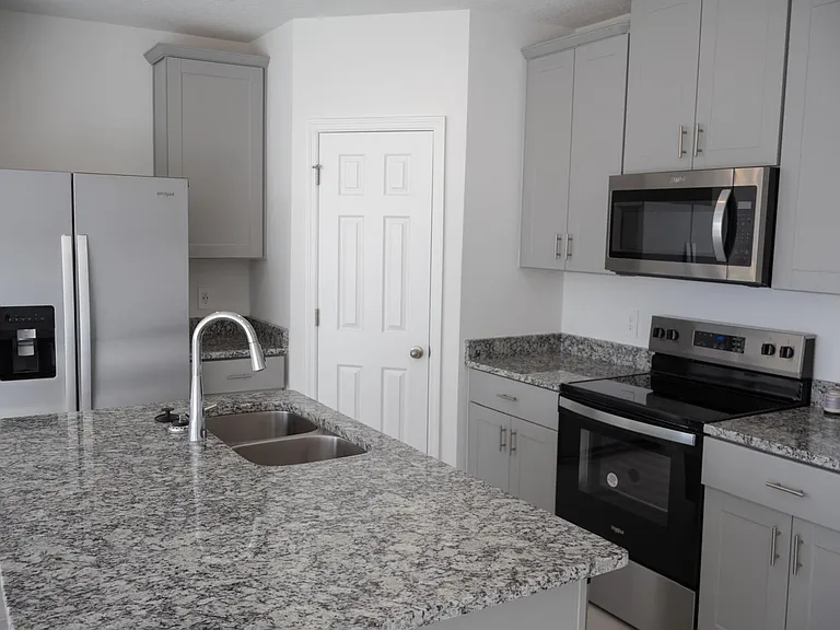 16423 Happy Eagle Dr — Photo 1