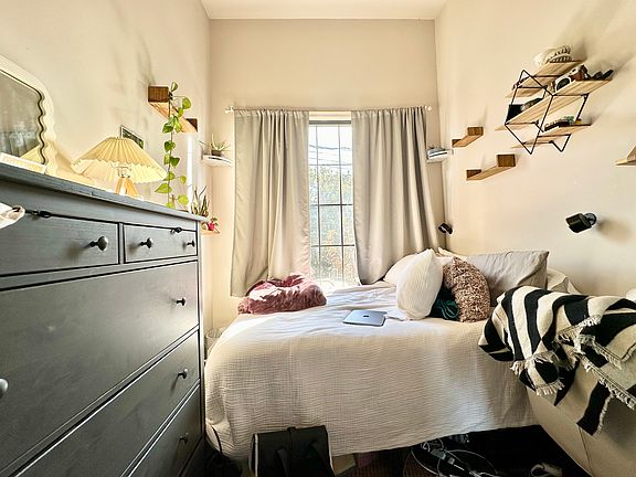 3rd image of 29 Saint Nicholas Ave #2B