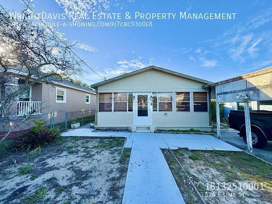 Charming 2/1 home in Tampa! — Photo 2