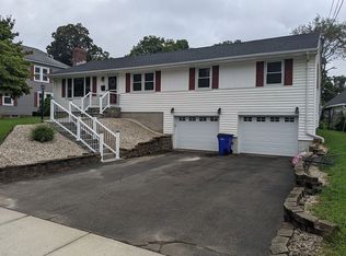 3 Seymour Rd, Windsor Locks, CT 06096