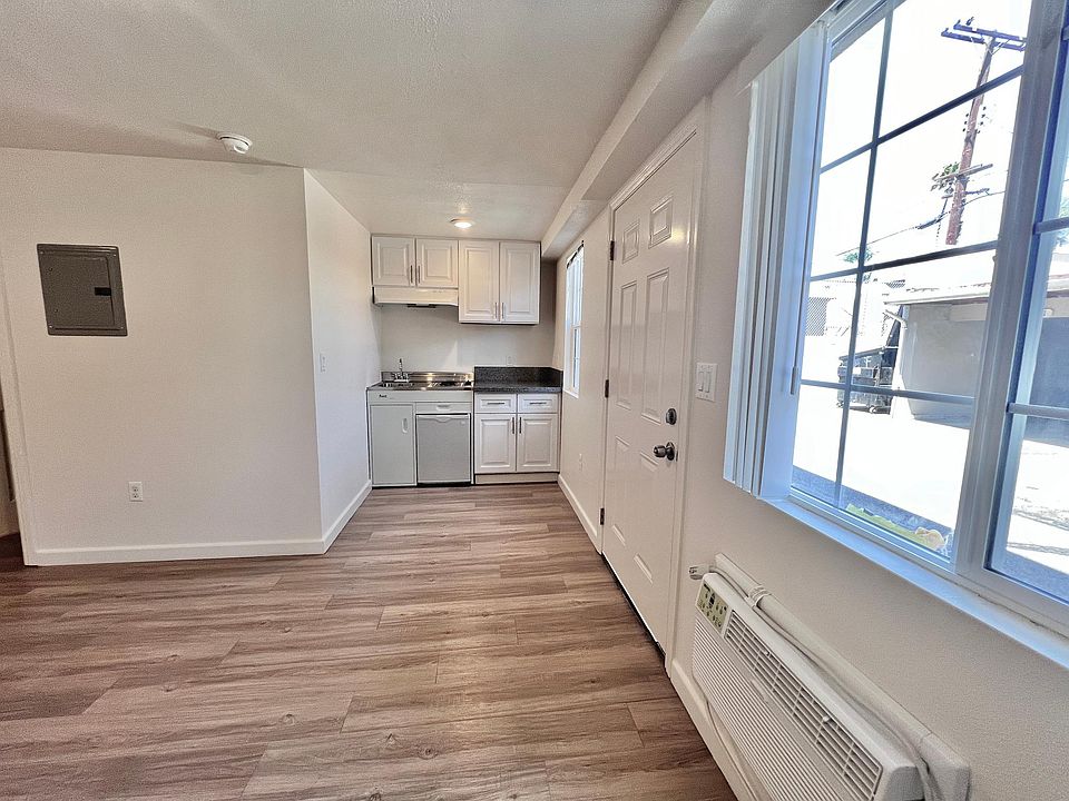 1st image of 6706 Cleon Ave #23
