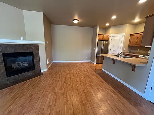 2302 NE Mary Rose Pl Photo 1