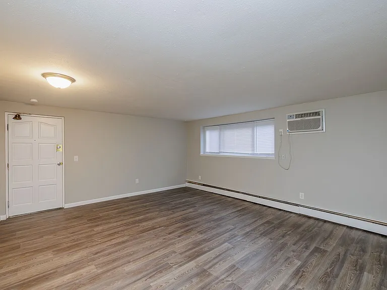 163 E Bridge St #203 — Photo 24