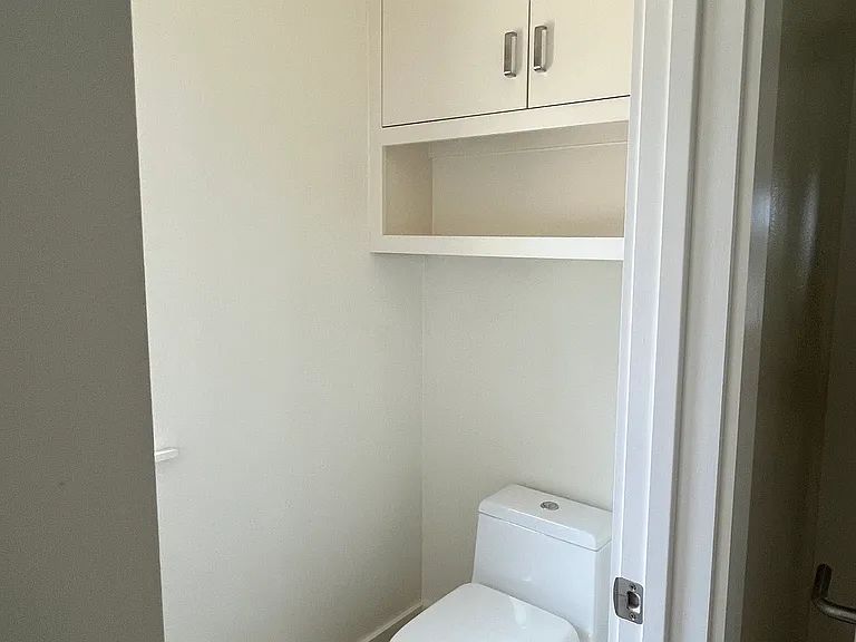 Master Toilet