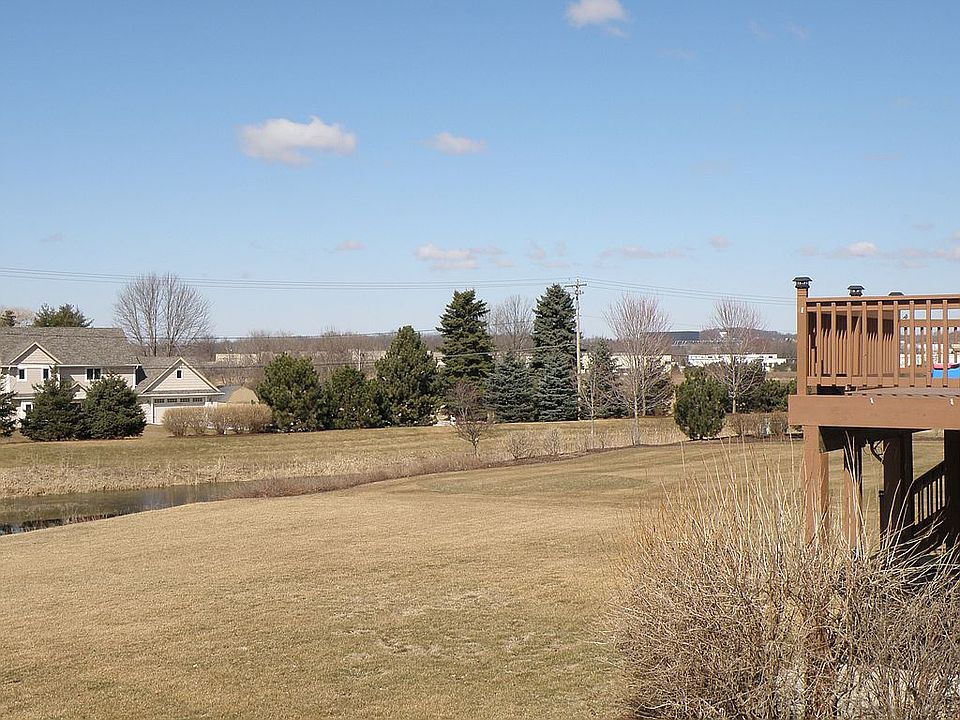 W218N5455 Taylors Woods Dr, Menomonee Falls, WI 53051 Zillow