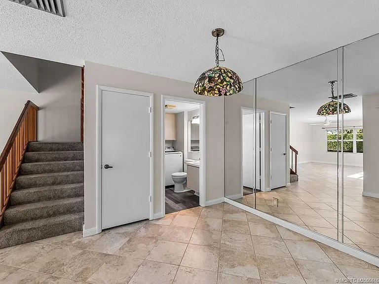 2905 SW Lakemont Pl #2905 — Photo 12
