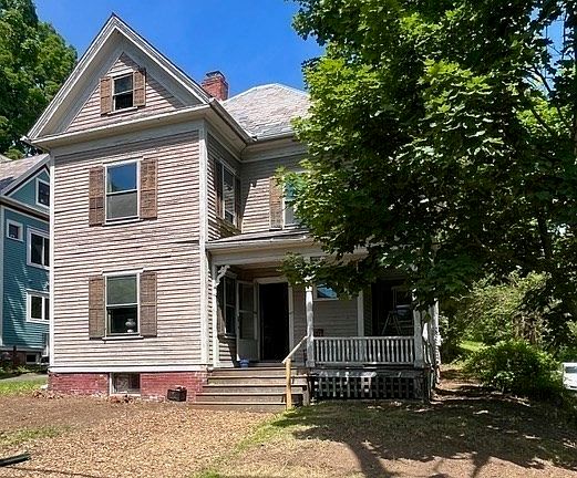 4th image of 107 Riverside Dr